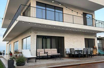 nearly repaired 8-room house for sale